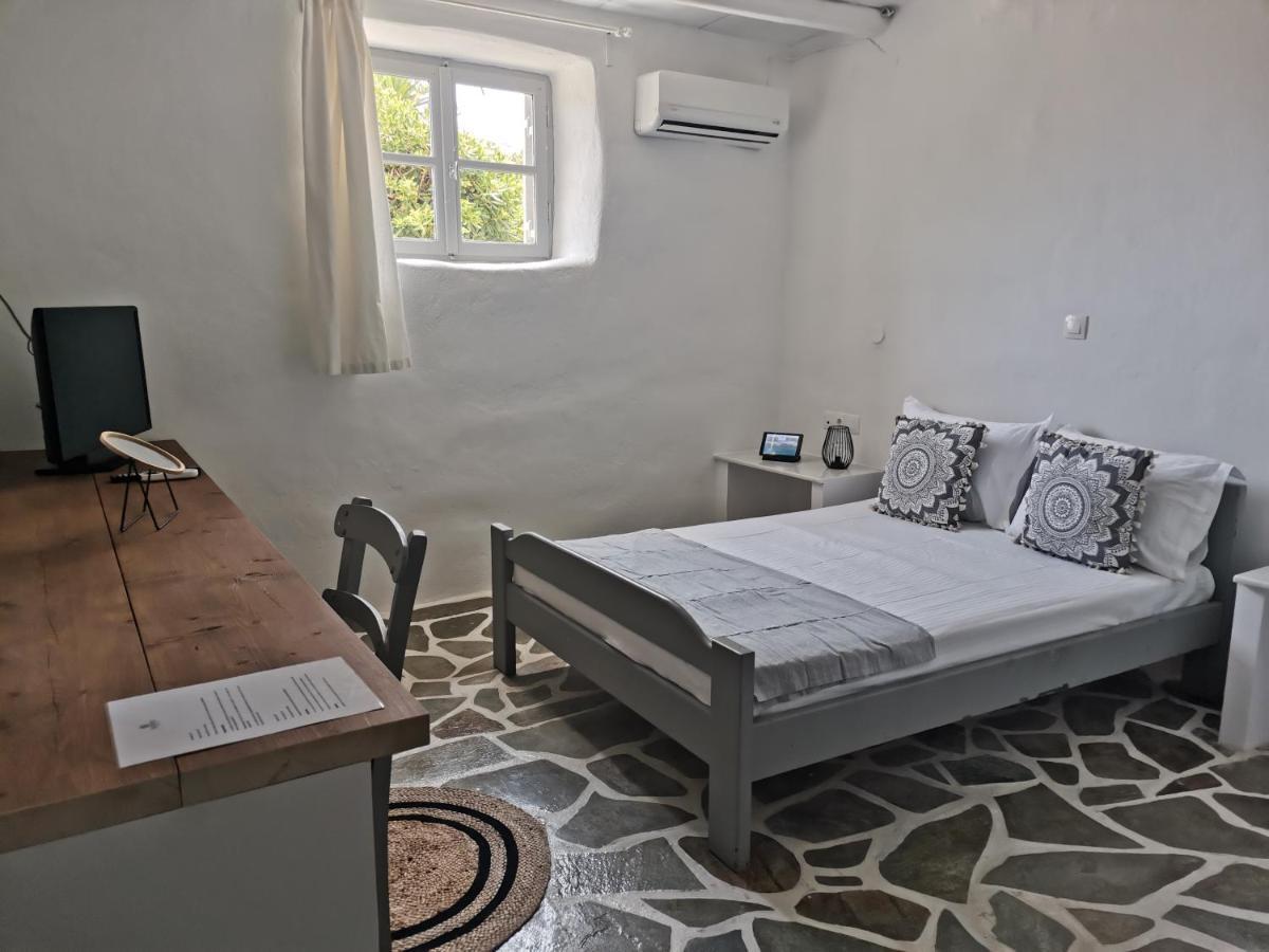 Soros Beach Antiparos Agios Georgios  Buitenkant foto